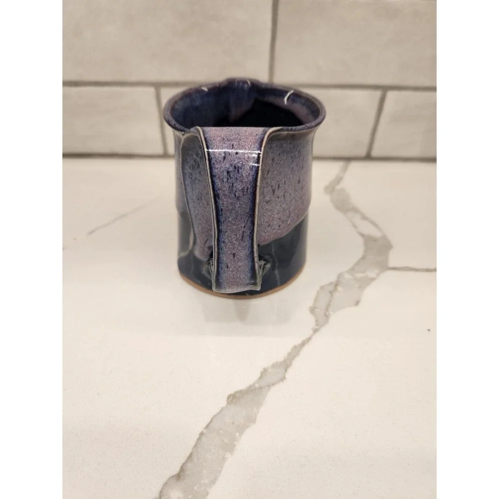 Vintage 1988 Bay Pottery‎ Virginia Blue Lavender Drip Glaze Creamer